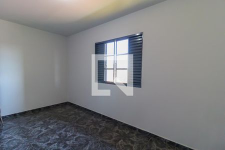 Casa à venda com 129m², 6 quartos e 3 vagasQuarto 1