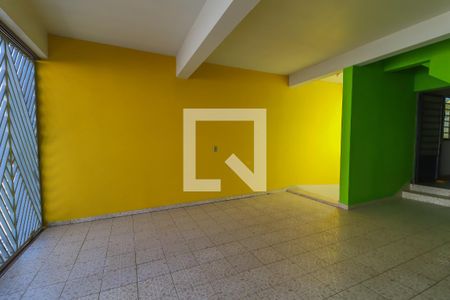 Casa à venda com 129m², 6 quartos e 3 vagasGaragem