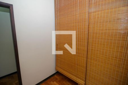 Quarto 1 de apartamento para alugar com 2 quartos, 50m² em Laranjeiras, Rio de Janeiro