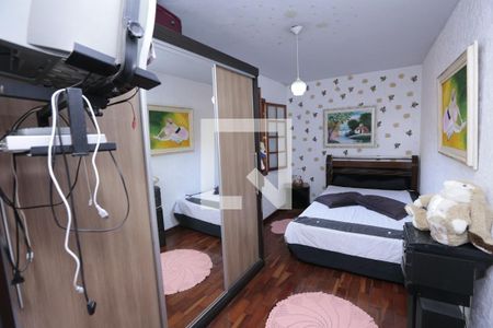 Casa à venda com 161m², 3 quartos e 4 vagasQuarto 2