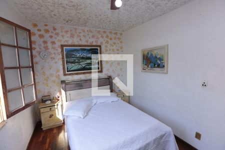 Casa à venda com 161m², 3 quartos e 4 vagasQuarto 3 - Suíte