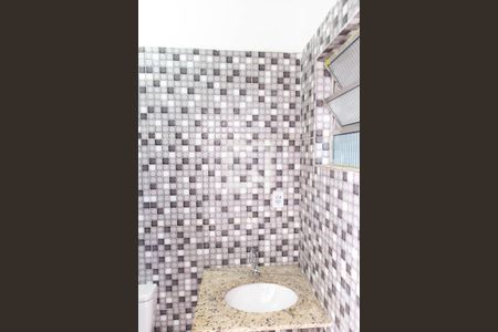 Banheiro de apartamento para alugar com 1 quarto, 49m² em Casa Grande, Diadema