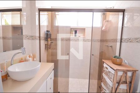 Apartamento à venda com 113m², 3 quartos e 2 vagasBanheiro Social