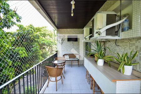 Apartamento à venda com 113m², 3 quartos e 2 vagasVaranda da Suíte