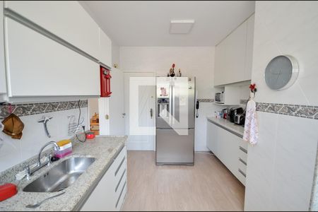 Apartamento à venda com 113m², 3 quartos e 2 vagasCozinha