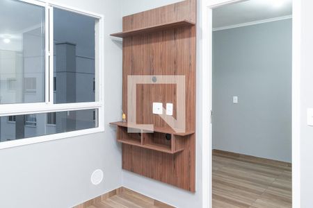 Sala de apartamento à venda com 2 quartos, 36m² em Vila das Bandeiras, Guarulhos