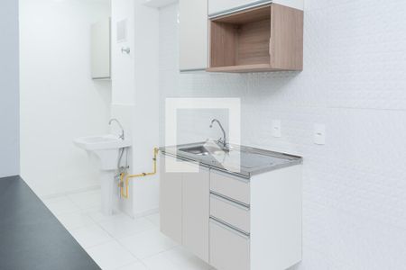 Cozinha de apartamento à venda com 2 quartos, 36m² em Vila das Bandeiras, Guarulhos