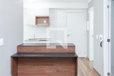 Sala de apartamento à venda com 2 quartos, 36m² em Vila das Bandeiras, Guarulhos