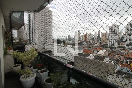 Apartamento à venda com 140m², 3 quartos e 3 vagasVaranda