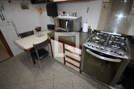 Apartamento à venda com 140m², 3 quartos e 3 vagasCozinha