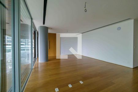 Sala de apartamento à venda com 1 quarto, 169m² em Barra da Tijuca, Rio de Janeiro