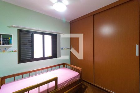 Casa à venda com 150m², 3 quartos e 4 vagas Casa à venda com 150m², 3 quartos e 4 vagasQuarto 2