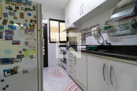 Casa à venda com 150m², 3 quartos e 4 vagas Casa à venda com 150m², 3 quartos e 4 vagasCozinha