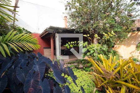 Casa à venda com 150m², 3 quartos e 4 vagas Casa à venda com 150m², 3 quartos e 4 vagasLago