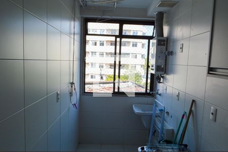 Apartamento à venda com 76m², 2 quartos e 1 vaga Apartamento à venda com 76m², 2 quartos e 1 vagaÁrea de Serviço