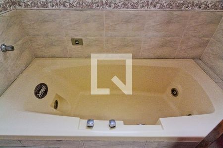 Casa à venda com 250m², 4 quartos e 3 vagas Casa à venda com 250m², 4 quartos e 3 vagasBanheiro da Suíte 1