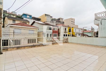 Casa à venda com 250m², 4 quartos e 3 vagas Casa à venda com 250m², 4 quartos e 3 vagasÁrea externa