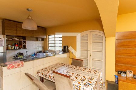 Sala de Jantar de casa à venda com 3 quartos, 190m² em Taboão, Diadema