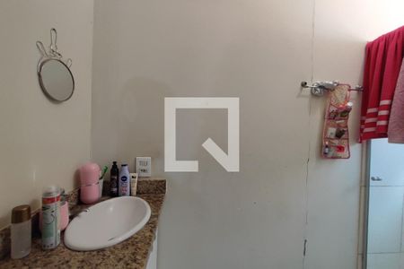 Banheiro Suíte 1 de casa para alugar com 4 quartos, 160m² em Vila Marieta, Campinas