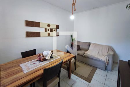 Sala de casa para alugar com 4 quartos, 160m² em Vila Marieta, Campinas