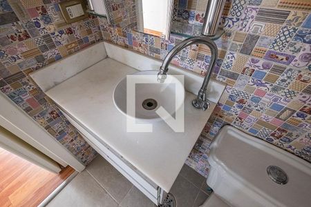 Apartamento à venda com 329m², 3 quartos e 4 vagas Apartamento à venda com 329m², 3 quartos e 4 vagasSuíte 3 - Banheiro