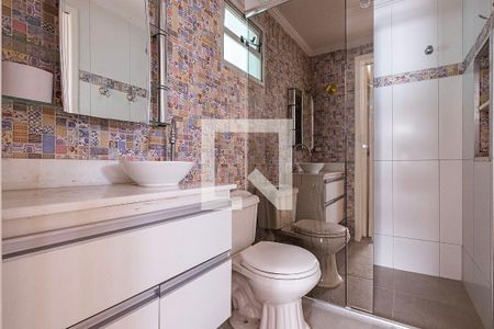 Apartamento à venda com 329m², 3 quartos e 4 vagas Apartamento à venda com 329m², 3 quartos e 4 vagasSuíte 3 - Banheiro