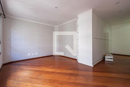 Apartamento à venda com 329m², 3 quartos e 4 vagas Apartamento à venda com 329m², 3 quartos e 4 vagasSuíte 1