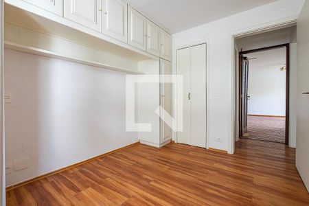 Apartamento à venda com 329m², 3 quartos e 4 vagas Apartamento à venda com 329m², 3 quartos e 4 vagasSuíte 2 - Banheiro
