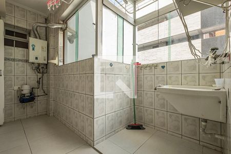 Apartamento à venda com 329m², 3 quartos e 4 vagas Apartamento à venda com 329m², 3 quartos e 4 vagasÁrea de Serviço