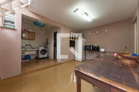 Casa à venda com 200m², 3 quartos e 2 vagasQuintal - Piso Inferior
