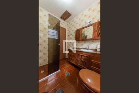 Casa à venda com 200m², 3 quartos e 2 vagasBanheiro da Suíte