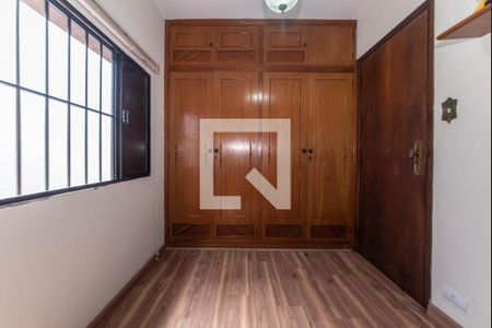 Casa à venda com 200m², 3 quartos e 2 vagasQuarto 2