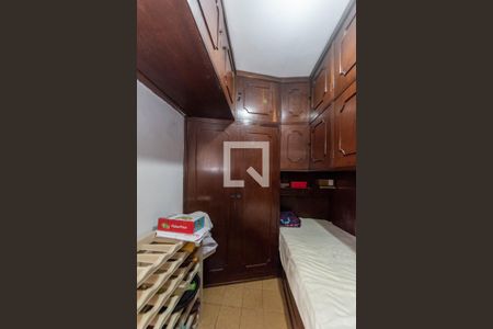 Casa à venda com 200m², 3 quartos e 2 vagasQuarto de Serviço