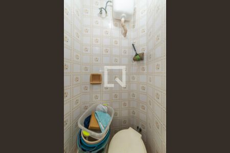 Casa à venda com 200m², 3 quartos e 2 vagasBanheiro de Serviço