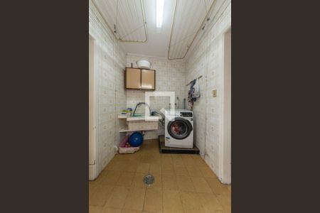 Casa à venda com 200m², 3 quartos e 2 vagasÁrea de Serviço