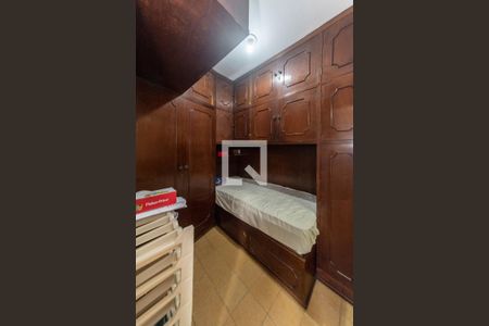 Casa à venda com 200m², 3 quartos e 2 vagasQuarto de Serviço