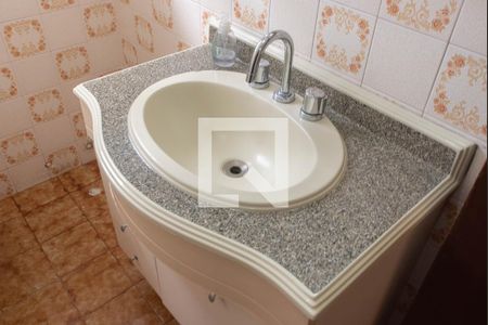 Casa à venda com 200m², 3 quartos e 2 vagasBanheiro Social