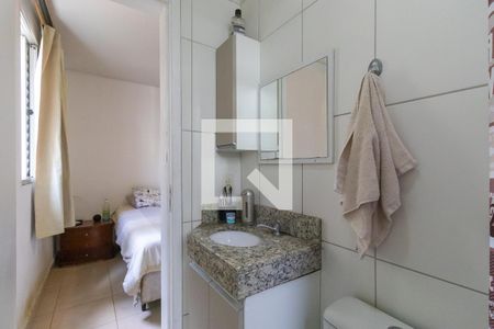Banheiro da suíte de apartamento para alugar com 3 quartos, 74m² em Jardim Nova Europa, Campinas