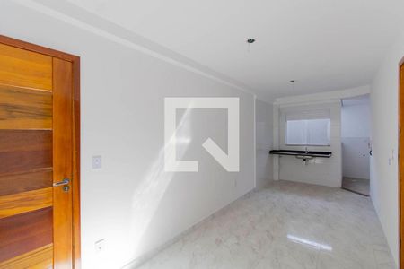 Sala e Cozinha Integrada  de apartamento para alugar com 2 quartos, 44m² em Cidade Patriarca, São Paulo