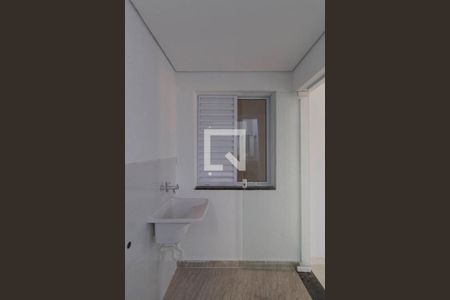 Apartamento à venda com 44m², 2 quartos e 1 vaga Apartamento à venda com 44m², 2 quartos e 1 vagaÁrea de Serviço