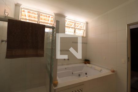 Casa à venda com 754m², 4 quartos e 15 vagas Casa à venda com 754m², 4 quartos e 15 vagasSuíte