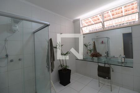 Casa à venda com 754m², 4 quartos e 15 vagas Casa à venda com 754m², 4 quartos e 15 vagasBanheiro