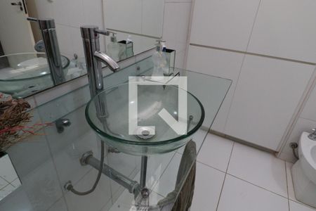 Casa à venda com 754m², 4 quartos e 15 vagas Casa à venda com 754m², 4 quartos e 15 vagasBanheiro