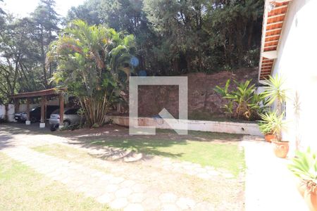 Casa à venda com 754m², 4 quartos e 15 vagas Casa à venda com 754m², 4 quartos e 15 vagasQuintal