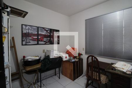 Casa à venda com 754m², 4 quartos e 15 vagas Casa à venda com 754m², 4 quartos e 15 vagasQuartinho