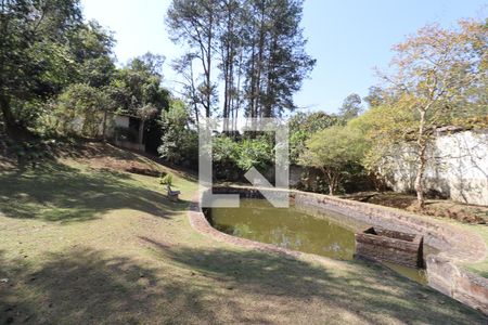 Casa à venda com 754m², 4 quartos e 15 vagas Casa à venda com 754m², 4 quartos e 15 vagasQuintal