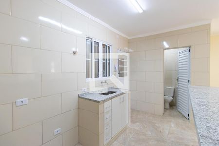 Cozinha de casa para alugar com 2 quartos, 40m² em Conjunto Habitacional Jova Rural, São Paulo