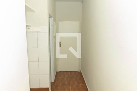 Apartamento para alugar com 35m², 1 quarto e sem vaga Apartamento para alugar com 35m², 1 quarto e sem vagaCorredor