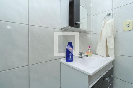 Casa à venda com 150m², 4 quartos e 2 vagasBanheiro 