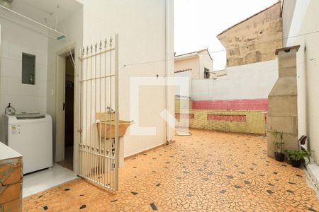 Casa à venda com 150m², 4 quartos e 2 vagasQuintal
